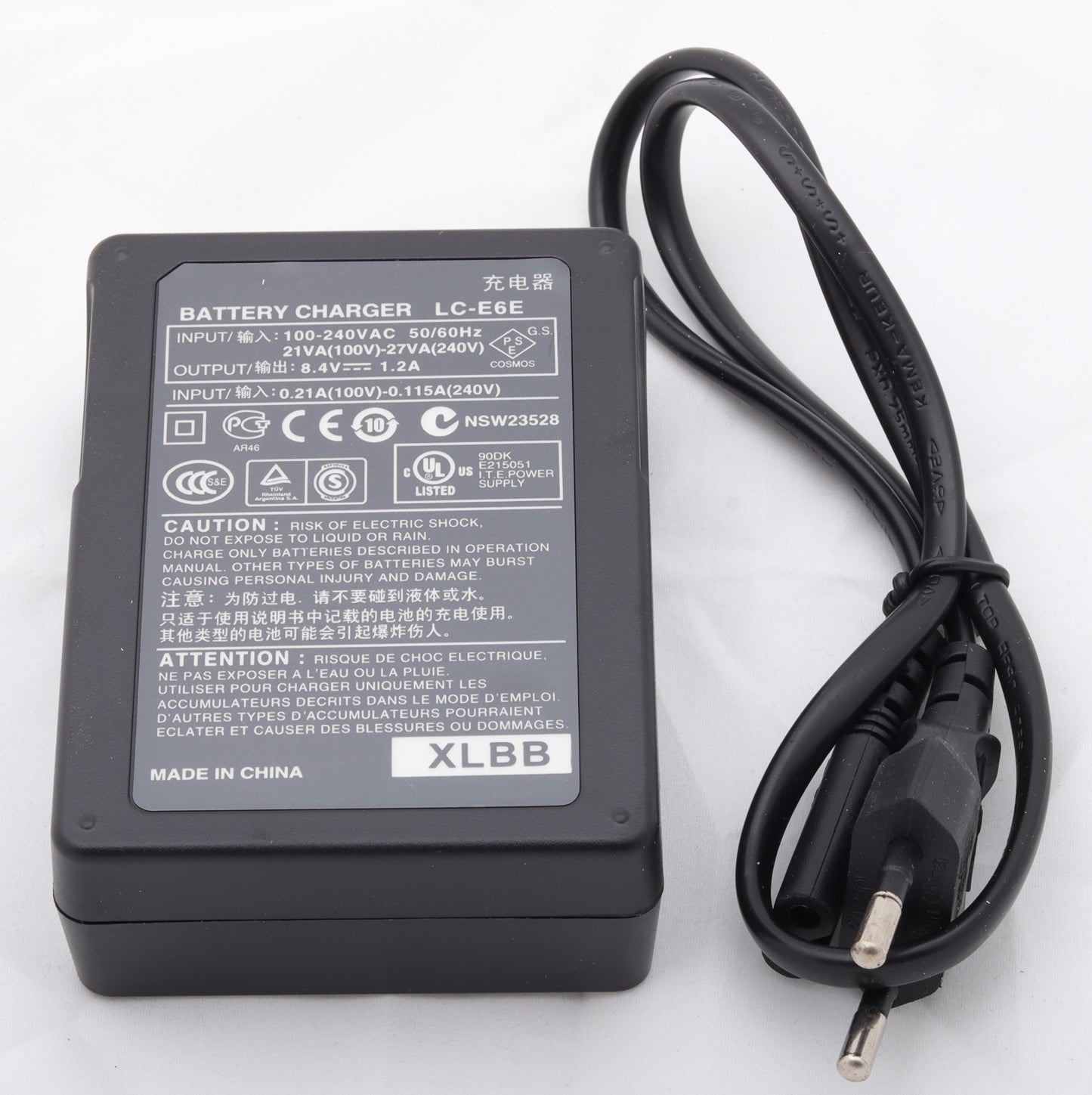 π LC-E6 Battery Charger β Fast & Reliable Charging for LP-E6 Series Batteries Condition: New