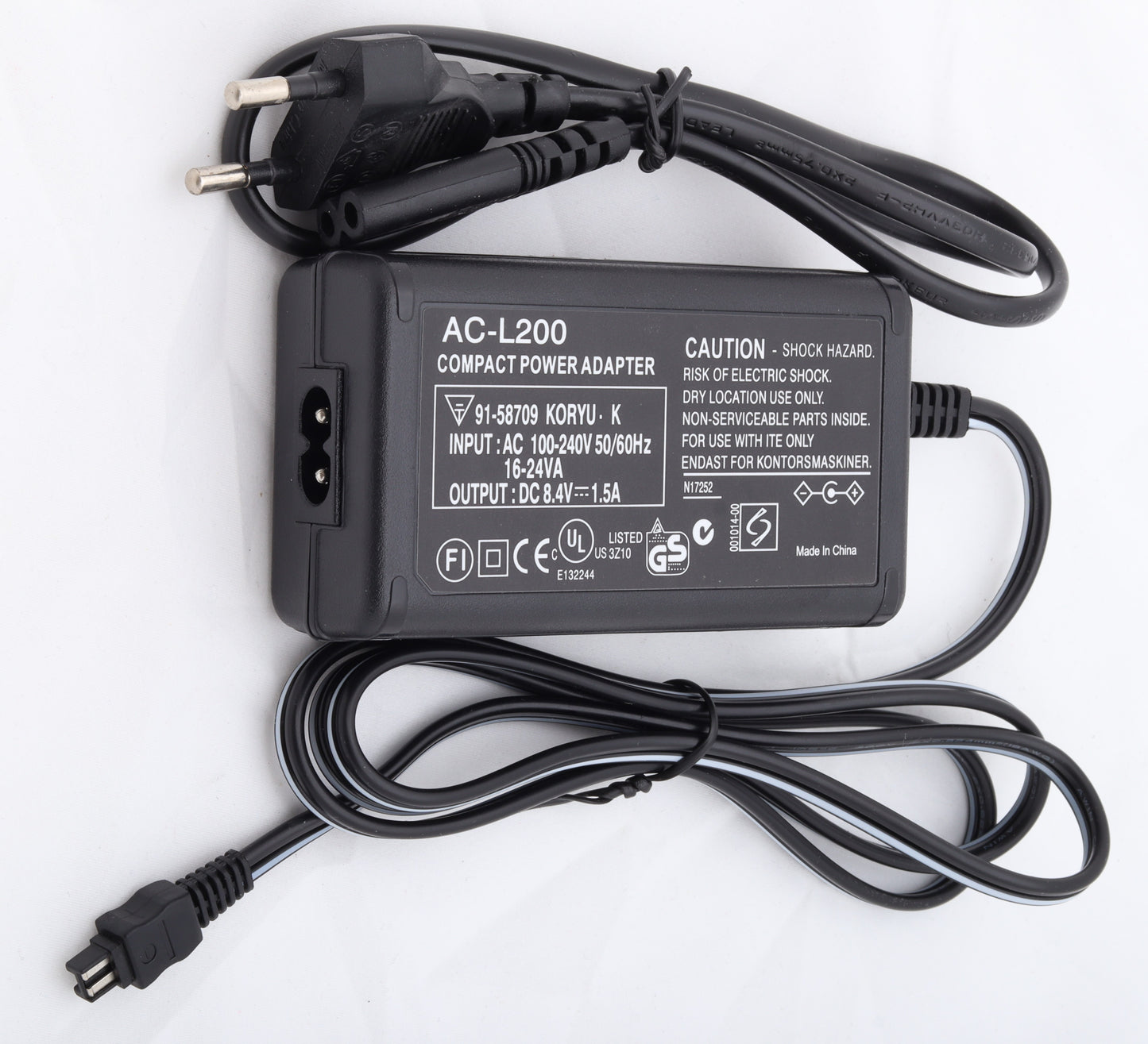 🔌 AC-L200 Battery Charger – Reliable Power for Your Sony Camcorder  Condition: New