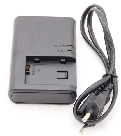 🔌 CG-800E Battery Charger – Reliable Charging for Your Canon Camcorder  Condition: New