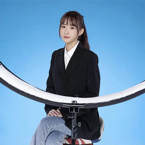 🎨 Curved Reflector 60×180 cm – Perfect for Portrait & Beauty Photography  Condition: New