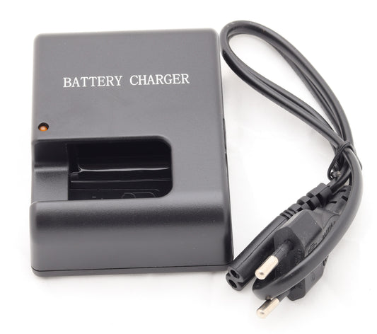 🔌 MH-25 Battery Charger – Fast & Reliable Charging for EN-EL15 Batteries  Condition: New